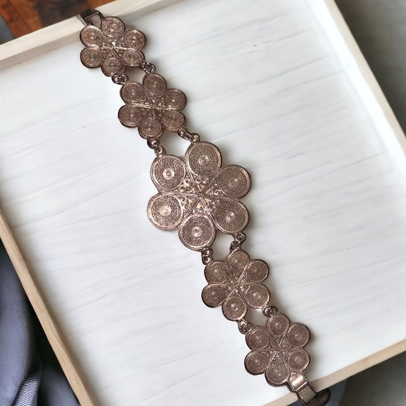 Vintage Cannetille Filigree Sterling Silver Graduated Flower Panel Bracelet - Picture 2 of 4